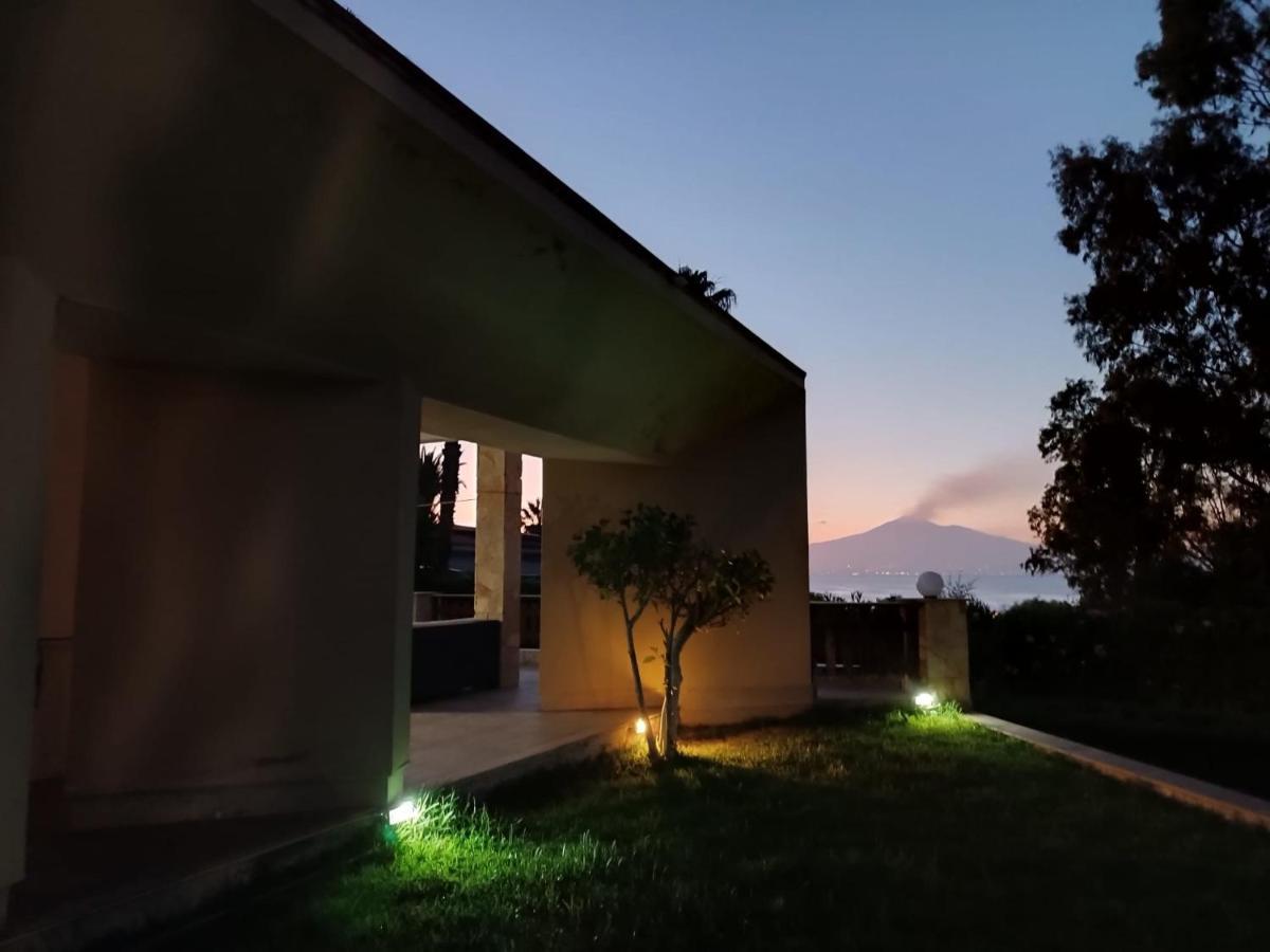 Villa Francesca Augusta Bagian luar foto